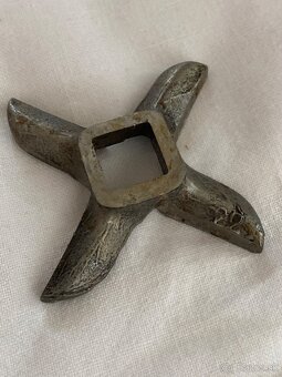 Ručný mlynček na mäso PORKERT č. 10 – ČSSR - 11