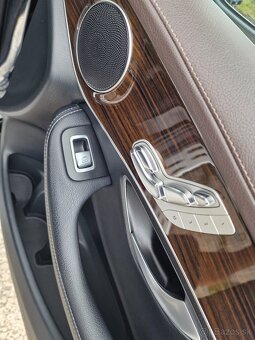 Mercedes-Benz GLC Kupé 250 4Matic AT9 155KW SR 1majiteľ Top - 11