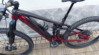 Elektrobicykel Trek Rail 7 625WH,  veľkosť M, FOX 36 - 11
