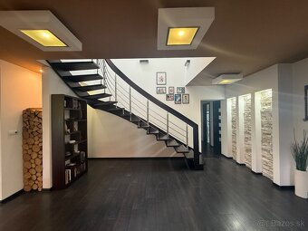 4 izbový luxusný rodinný dom | Mojš - 11