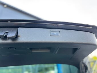 Volkswagen Passat Variant 2.0 TDI 4MOTION 2011 211000km - 11