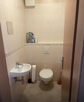 Ponúkame na prenájom 2.izb byt s garážovým státim v BA - 11