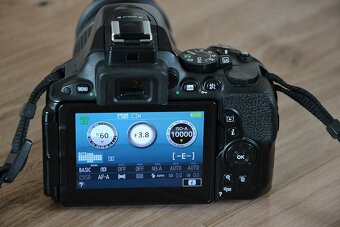 Nikon D5500 - wifi - dotyk. display - nafotene len 12 tisic - 11