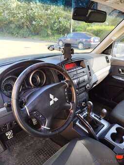 Mitsubishi Pajero - 11