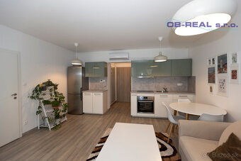 Prenájom moderného 2izb bytu 54m2, zariadený, 1x parkovanie - 11