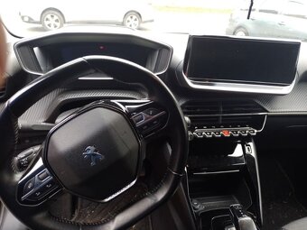 Peugeot 208-e Elektro - 11