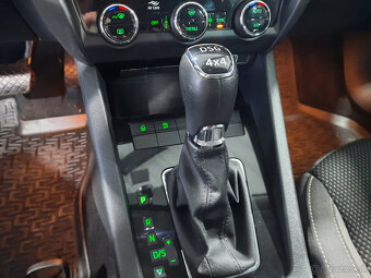 Škoda Octavia Combi SCOUT 2.0 TDI 184k Drive DSG 4x4 - 11