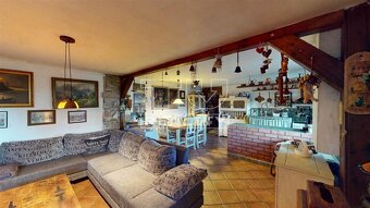 TUreality ponúka na predaj chalupu s veľkým pozemkom v... - 11