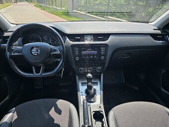 ŠKODA OCTAVIA COMBI III 2.0 TDI DSG STYLE - 11