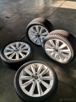 Škoda letná sada 215/40 R17 + disky Savio - 11