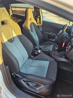 Seat Leon Cupra R310 White Edition - 11