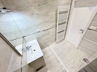 Predaj 3 izbový  nadštandardný byt (84 m2) v Petržalke - 11