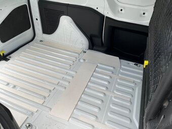Citroen Berlingo 1.6 BlueHDI 73kw kúpený v SR - 11