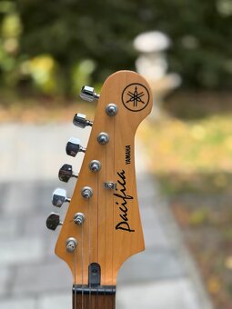 YAMAHA Pacifica E-gitara s príslušenstvom - 11