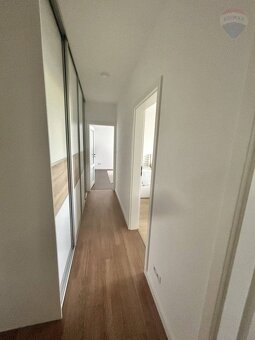 PREDAJ krásneho 3 izbového bytu v Rusovciach. - 11