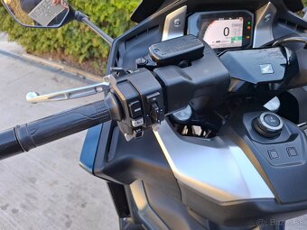 Honda forza 750 dct 2021 - 11