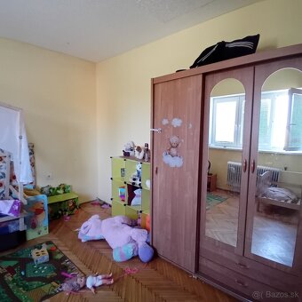 Na predaj Dom 4 izbový - Hronovce s veľkým pozemkom - 11