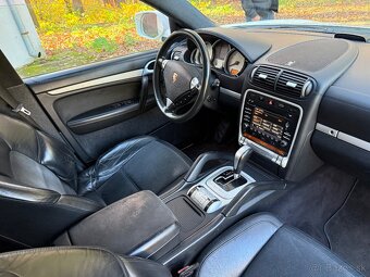 PORSCHE Cayenne GTS 4.8 - 11