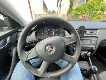 Škoda Octavia III 1,2 TSi Active 63 kW - 11