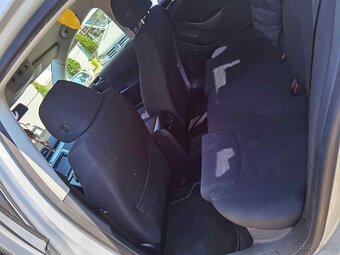 Volkswagen Passat b6 2.0 - 11