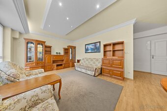 VÝNIMOČNÝ 2-IZB. BYT, TERASA 79 m², RAČIANSKE MÝTO - 11