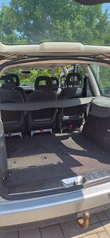 Ford Galaxy - 11
