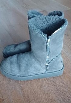 Kožené snehule Classic UGG šede s prímesou vlny - 11