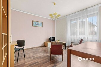 RADO | IBA U NÁS  Na predaj POSCHODOVÝ DOM za CENU BYTU, J - 11