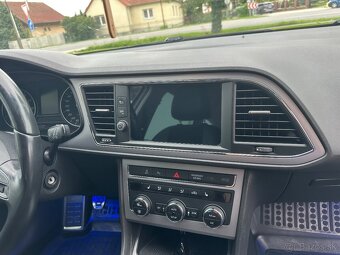 Seat Leon 1.4 TGI benzín+plyn - 11