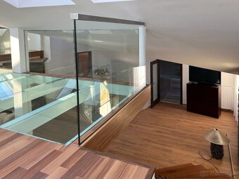 Prenajmem luxusný byt v priamom centre Topoľčian - 11