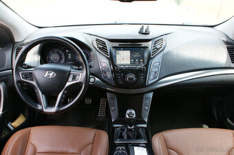 Hyundai i40 CW 1.7 CRDi HP Premium - 11