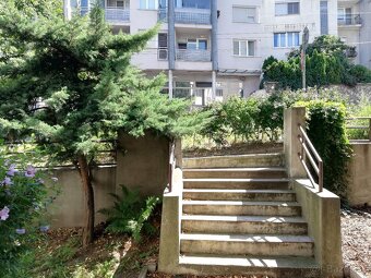 Prenájom 1izbovy byt s kuchynou 40m2 Staré Mesto - 11