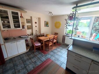 Predaj 5 izbového rodinného domu v obci Divinka,552m2-Žilina - 11