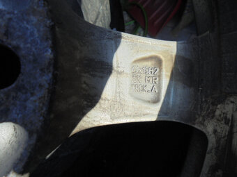 Alu disky Škoda 5x100, pneu 215/45 R16 č.12d - 11