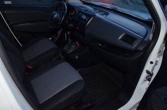 Fiat Doblo Cargo Combi 1,3 JTD, M5, 66 kW, na diely - 11