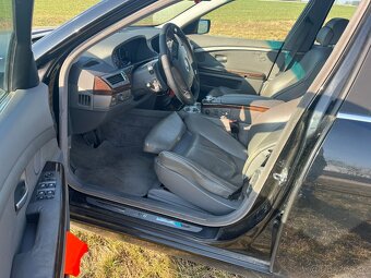 BMW 745i e65 - 11