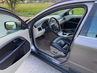 Volvo XC70 2.4D 136kW - 11