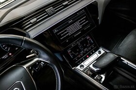 Audi E-TRON - 11
