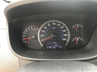 Hyundai i 10 1.0 i + LPG r.v.2018 276 000 km ČR DPH - 11