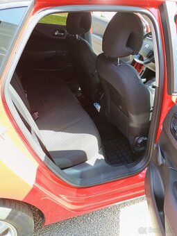 Predám Citroen C4 1,6hdi - 11