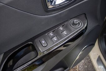 Renault Captur Tce 90 Limited /aj na splátky/ - 11