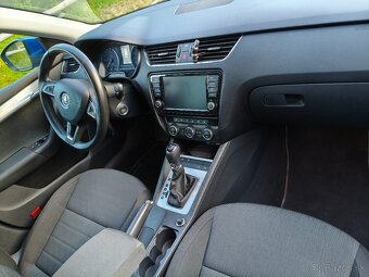 Škoda Octavia Combi 1.6 TDI 110k Style DSG - 11