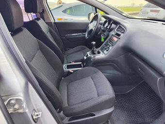 Peugeot 5008 1.6 HDi - 11
