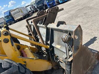 HIDROMEK traktorbager 4x4 2007 VIN 032 - 11