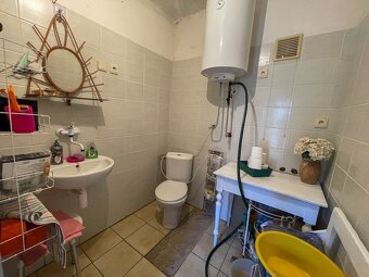 Rodinný dom v pôvodnom stave na predaj, Lúčnica nad Žitavou - 11