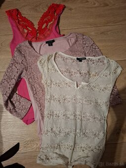 Mix dámskeho  oblečenia - 11