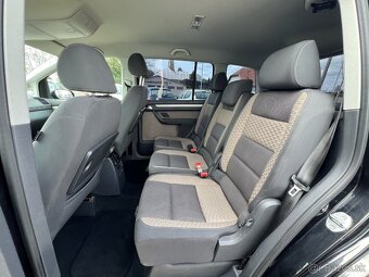 VW Cross Touran 1.9TDI diesel, 77kW, MT/, rok:05.2007 - 11