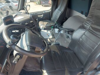 VOLVO FM 410 6X2 - 11