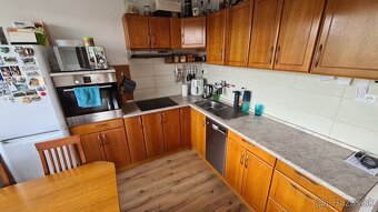 Krásny 3 izbový byt na predaj so 4 balkónmi - 11