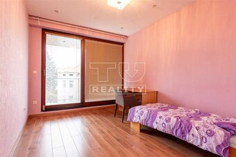 4 izbový byt v centre mesta Brezno, 120m2 + 30m2 terasy,... - 11